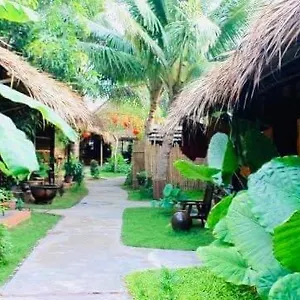 Under The Coconut Tree Habitación en casa particular